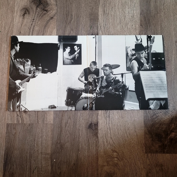 Rattle and Hum Vinyl U2 - Picture 3 of 11